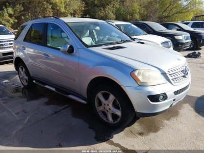 4JGBB86EX8A****** 2008 Mercedes-Benz M-Class