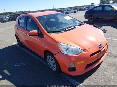 JTDKDTB37D1****** 2013 Toyota Prius C