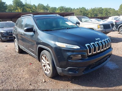 1C4PJLAB0GW****** 2016 Jeep Cherokee
