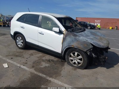 5XYKT4A17DG****** 2013 Kia Sorento