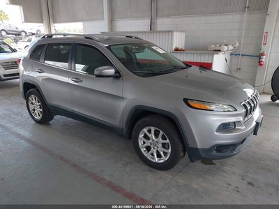1C4PJMCB0GW****** 2016 Jeep Cherokee