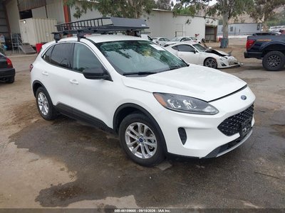 1FMCU0G61NU****** 2022 Ford Escape