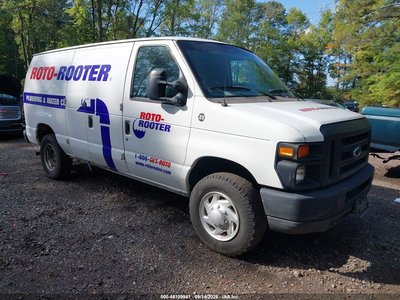 2011 Ford E-350 Super Duty