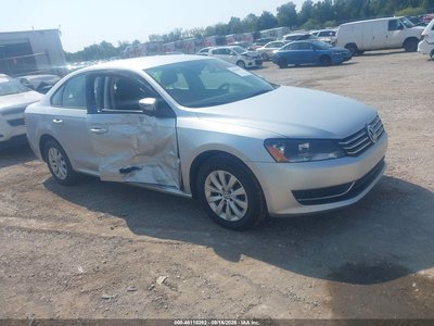 1VWAP7A33DC****** 2013 Volkswagen Passat