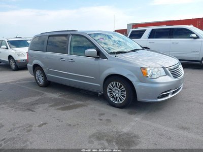 2C4RC1CG9GR****** 2016 Chrysler Town & Country