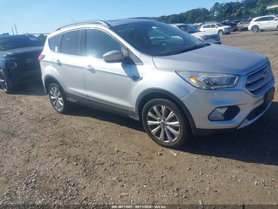1FMCU9HD4KU****** 2019 Ford Escape