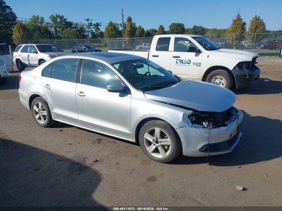 3VWLL7AJ4BM****** 2011 Volkswagen Jetta