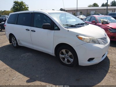 5TDKA3DCXBS****** 2011 Toyota Sienna