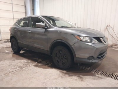 JN1BJ1CR7JW****** 2018 Nissan Rogue Sport