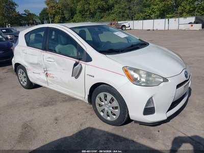 JTDKDTB33D1****** 2013 Toyota Prius C