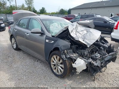 5XXGT4L3XJG****** 2018 Kia Optima