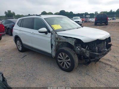 3VV2B7AX0JM****** 2018 Volkswagen Tiguan