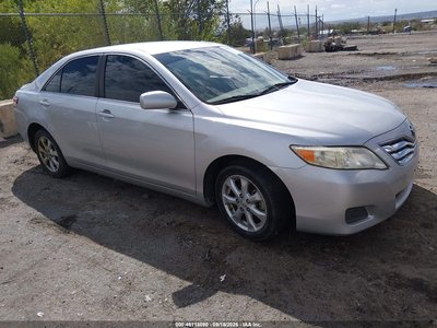 JTNBK3EK6B3****** 2011 Toyota Camry