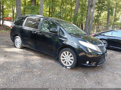 2014 Toyota Sienna
