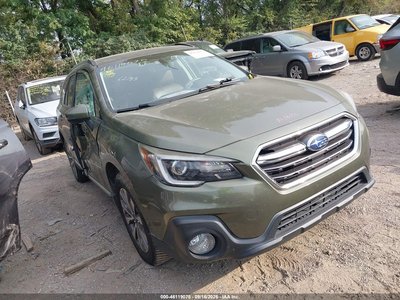 4S4BSATC0J3****** 2018 Subaru Outback