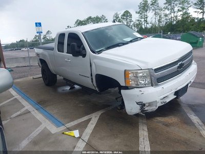 1GCRKSE7XDZ****** 2013 Chevrolet Silverado 1500