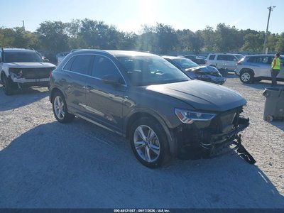 WA1EECF37N1****** 2022 Audi Q3