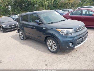 KNDJP3A51H7****** 2017 Kia Soul