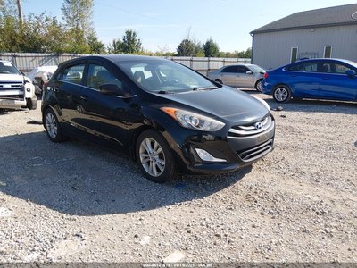 KMHD35LE5DU****** 2013 Hyundai Elantra
