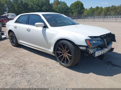 2C3CCABT9FH****** 2015 Chrysler 300