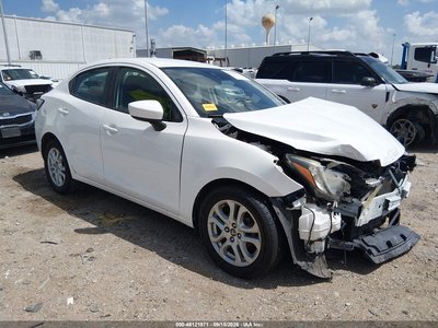 3MYDLBYV2JY****** 2018 Toyota Yaris