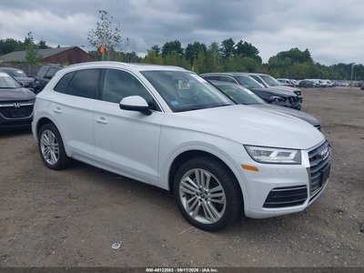 WA1BNAFY4K2****** 2019 Audi Q5