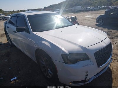 2C3CCAKG0KH****** 2019 Chrysler 300