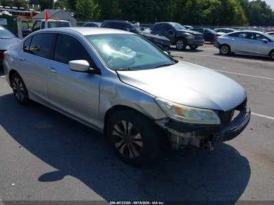 1HGCR2F31EA****** 2014 Honda Accord