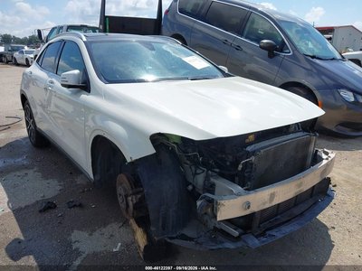 WDCTG4EB1GJ****** 2016 Mercedes-Benz GLA-Class