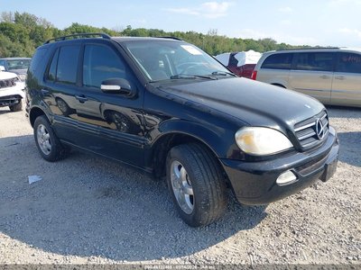 4JGAB75E52A****** 2002 Mercedes-Benz M-Class