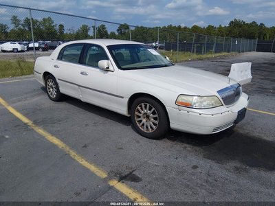 1LNHM81VX6Y****** 2006 Lincoln Town Car