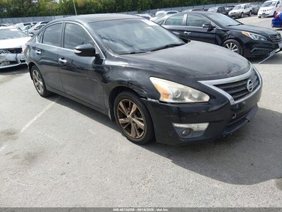 1N4AL3AP3DN****** 2013 Nissan Altima