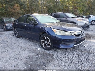 1HGCR2F39HA****** 2017 Honda Accord