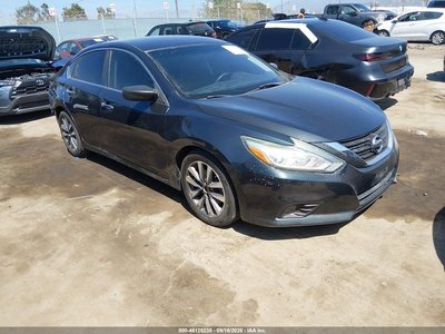 1N4AL3AP7HC****** 2017 Nissan Altima