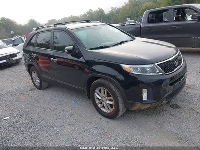5XYKT4A66FG****** 2015 Kia Sorento