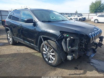 1C4PJMDS9HD****** 2017 Jeep Cherokee