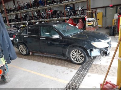 1C3CCBCG2CN****** 2012 Chrysler 200