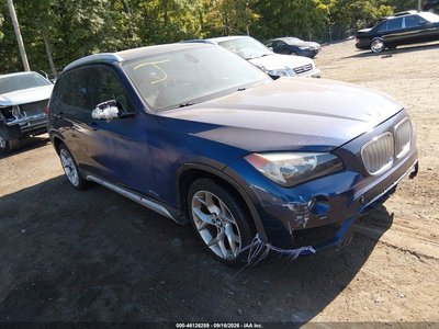 WBAVM1C54FV****** 2015 BMW X1