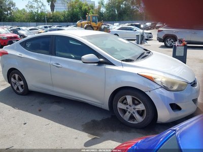 KMHDH4AE6CU****** 2012 Hyundai Elantra
