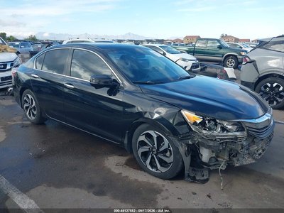 1HGCR2F01GA****** 2016 Honda Accord