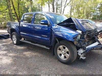 5TFJU4GN4FX****** 2015 Toyota Tacoma