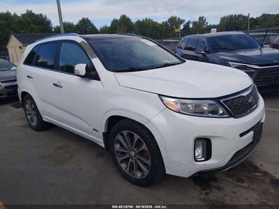 5XYKWDA77FG****** 2015 Kia Sorento