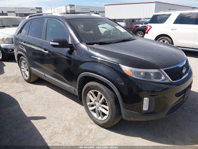 5XYKT4A69EG****** 2014 Kia Sorento