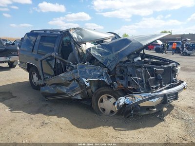 1GNEK13R6XJ****** 1999 Chevrolet Tahoe