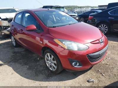 JM1DE1LZ2E0****** 2014 Mazda 2