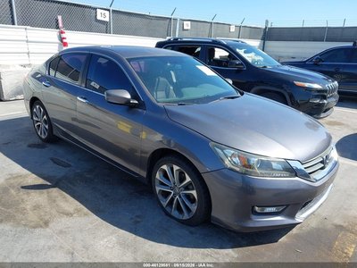 1HGCR2F54FA****** 2015 Honda Accord