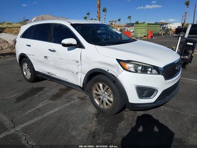 5XYPG4A3XHG****** 2017 Kia Sorento