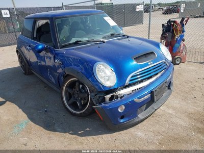 WMWRE33545T****** 2005 MINI Cooper S