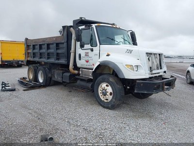 1HTWYATT94J****** 2004 International 7000