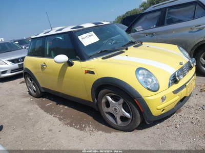 WMWRC33412T****** 2002 MINI Cooper